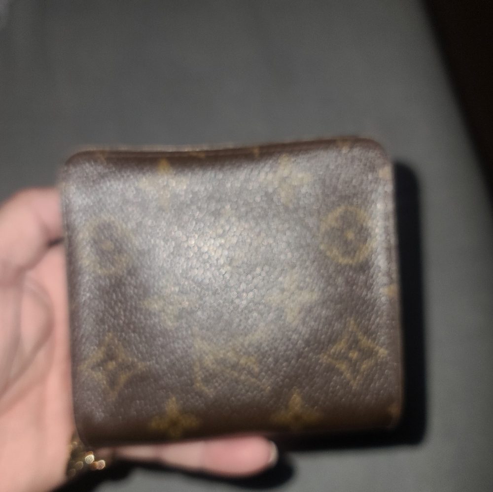 Louis-vuitton monogram wallet with chain - Picture 9 of 15